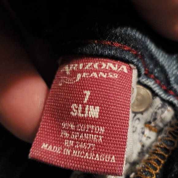 Arizona Jeans - Picture 3 of 4